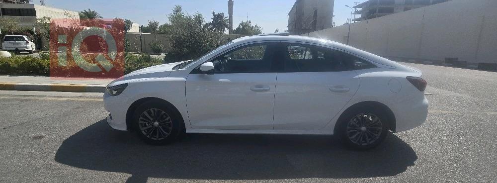 MG 5